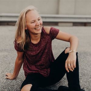 Meet your Posher, Abby